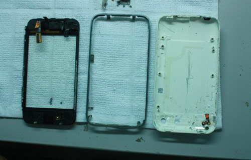 Công nghệ “nấu” iPhone cũ thành mới tại VN - 5