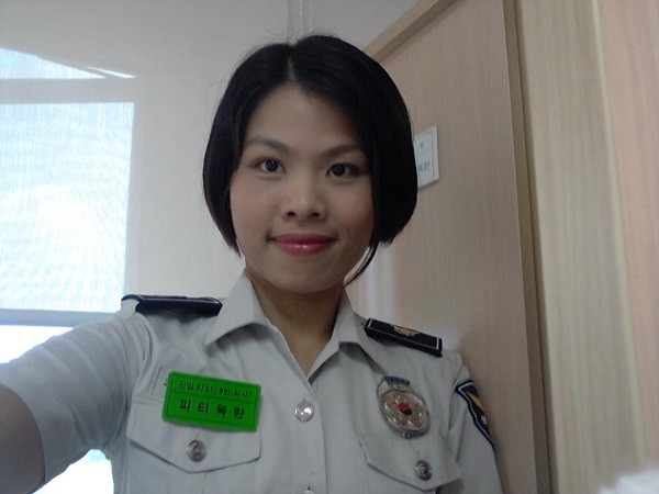 Nữ cảnh sát người Việt đầu tiên tại Hàn Quốc gây sốt dân mạng 10