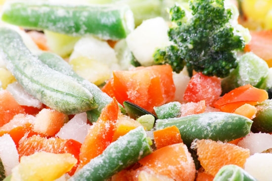 Rau củ bảo quản lạnh giữ được nhiều vitamin hơn rau để bên ngoài.