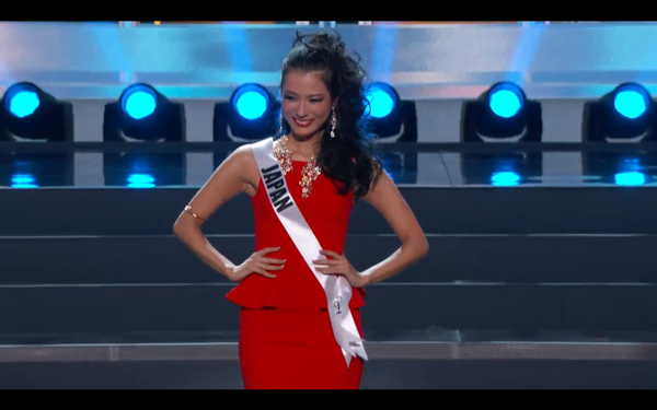 Trương Thị May tự tin tỏa sáng vòng Bán kết Miss Universe 2013 12