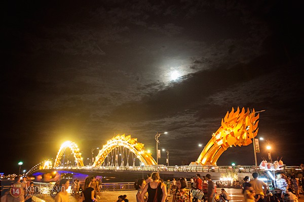 Ngắm hình ảnh siêu trăng kì thú tại Việt Nam 14
