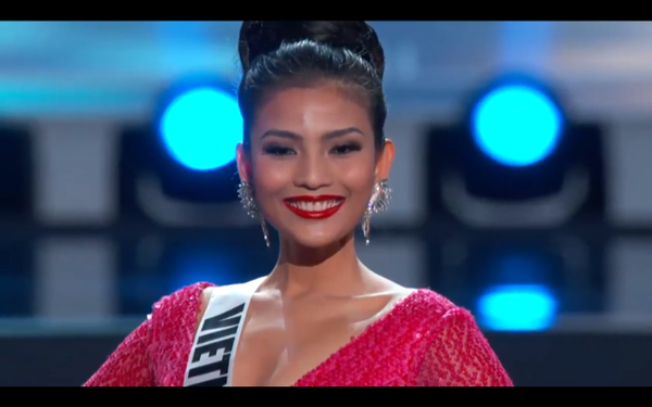 Trương Thị May tự tin tỏa sáng vòng Bán kết Miss Universe 2013 5